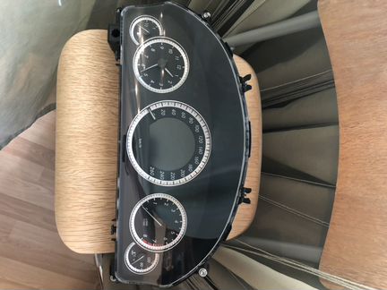 Приборка w212 монохром