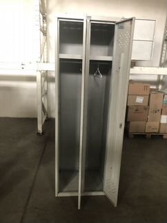 Шкаф металлический для одежды