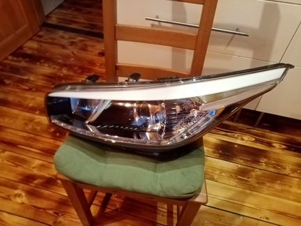 Фара левая правая на киа сид ксенон 92101-A2260