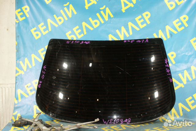Заднее стекло Mercedes-Benz W210