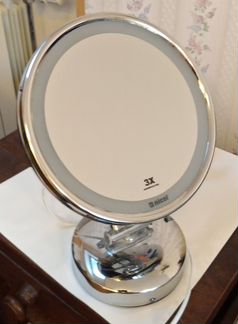 Зеркало косметическое с подсветкой