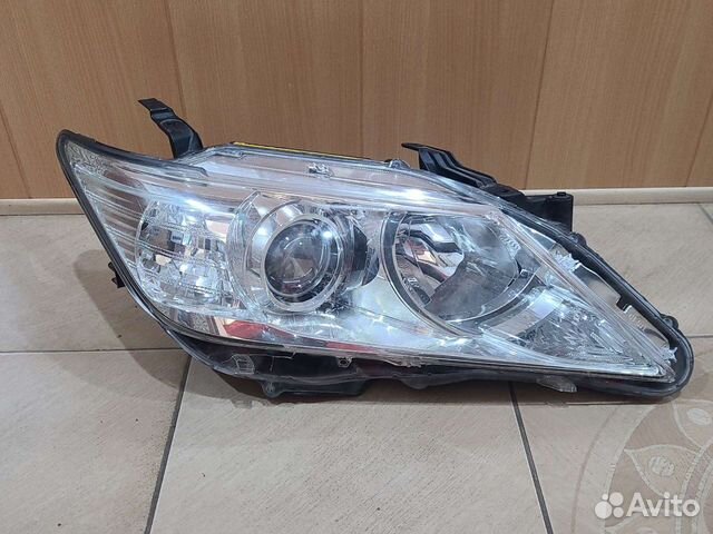 Фара передняя правая Toyota Camry V50