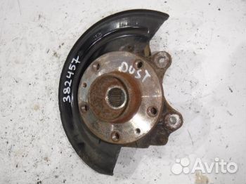 Кулак передний правый 8200881916