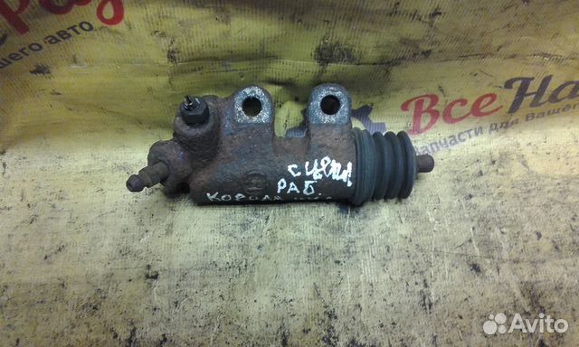 Рабочий цилиндр сцепления Toyota Corolla 9