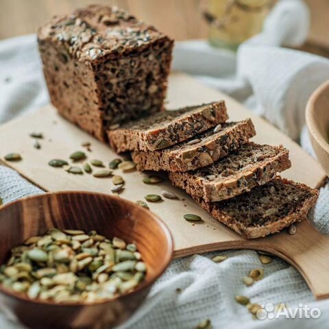 Хлеб цельнозерновой на закваске и безглютеновый
