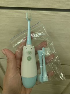 Зубная щетка электрическая детская