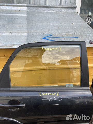 Стекло двери заднее правое Kia Sportage II
