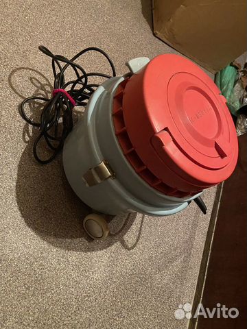 Пылесос СССР уралец М