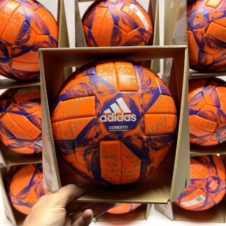 Проф футбольный мяч Adidas Conext19 Winter OMB