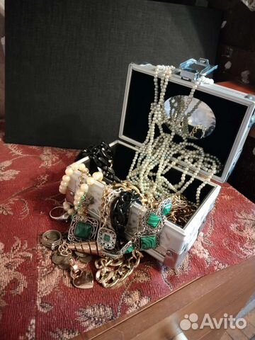 Шкатулка для украшений