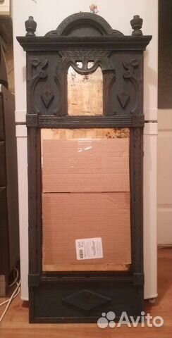 Зеркало старинное в деревянной резной раме