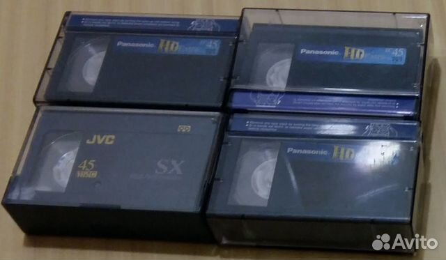 Кассета к видеокамере VHS-C ширина кассет 12,65 м