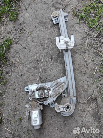 Стеклоподъёмник задний левый Пежо 206