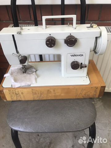 Швейная машина Чайка 143