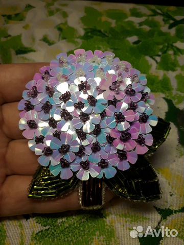 Брошь Гортензия