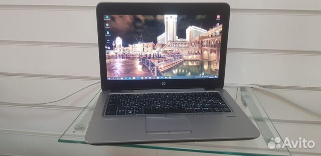 Ноутбук HP 820 G3 i5-6300\8Gb\SSD 256