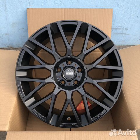 Диски Momo Revenge R18 на Camry Lexus RX NX ES