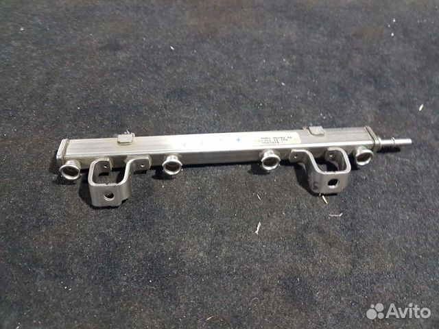 Топливная рампа Mazda 3 2.0 lf