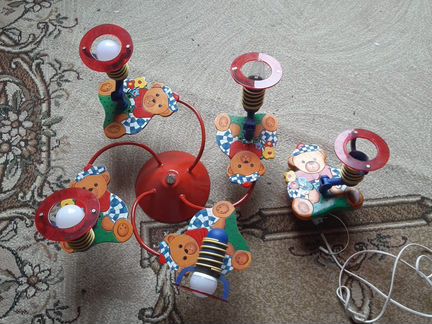 Люстра и бра в детской комнате