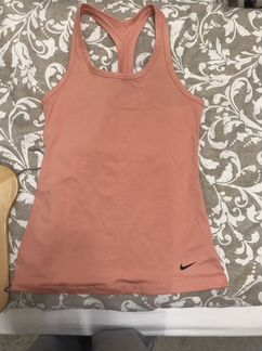 Топ для спорта Nike
