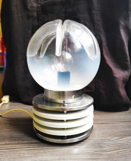 Настольная лампа. mid century Италия