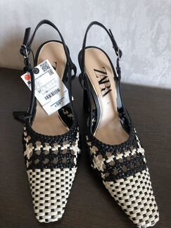 Босоножки Zara