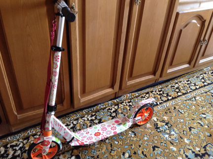 Новый прогулочный самокат с амортизатором