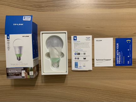 Умная лампа TP-Link Smart LED LB110