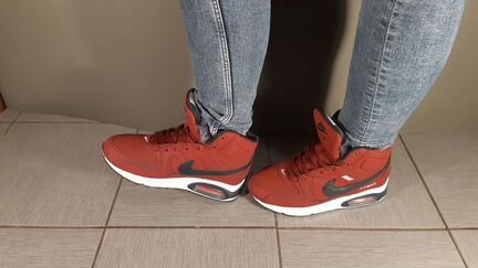 Зимние кроссовки