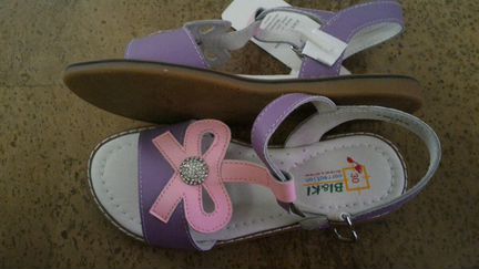 Новые босоножки 30 размер