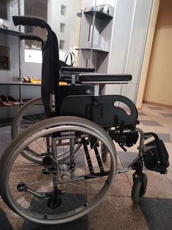 Коляска инвалидная