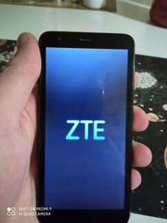 Мобильные телефон ZTE Blade L8