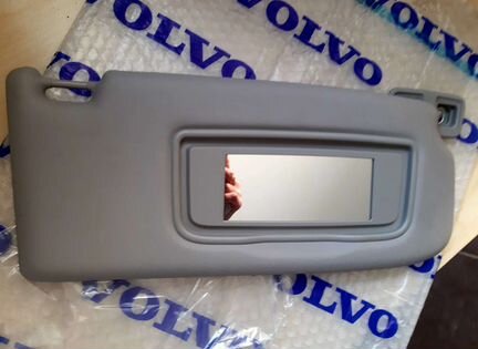 Солнцезащитные козырек (правый) на Volvo