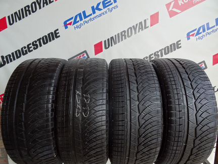 Зимние Шины б/у 225 40 18 Michelin R18