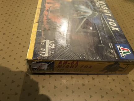 Сборная модель вертолёта 1:72.AH 6A night FOX