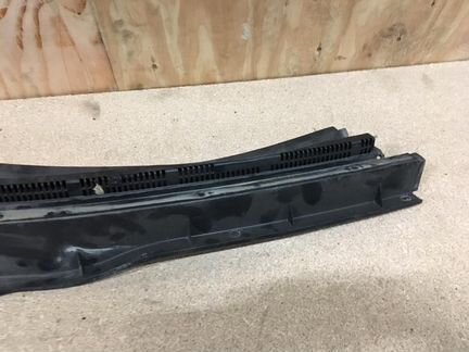 Жабо дворников Mitsubishi Outlander XL