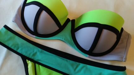 Купальник Victorias Secret 34С /S