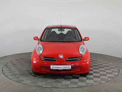 Nissan Micra красный 2005