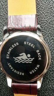 Часы кварцевые