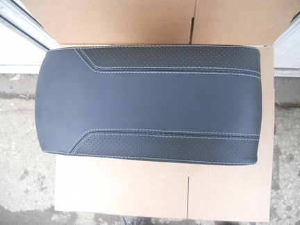 Подлокотник Varta для Kia Rio