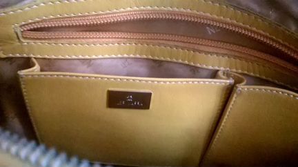 Сумка Nerri Karra оригинал нат.кожа