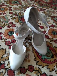 Туфли б/у tamaris