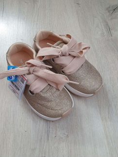 Новые кроссовки zara 30 размер