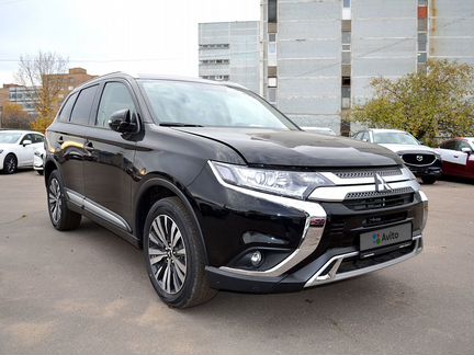 Mitsubishi Outlander 2.0 CVT, 2020
