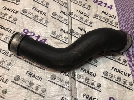 Патрубок интеркулера Volkswagen Tiguan 1