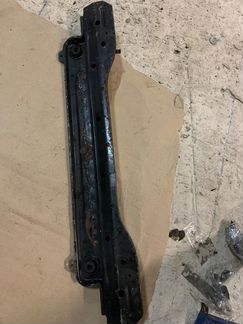 Панель телевизора нижняя Mercedes GL A1646201134