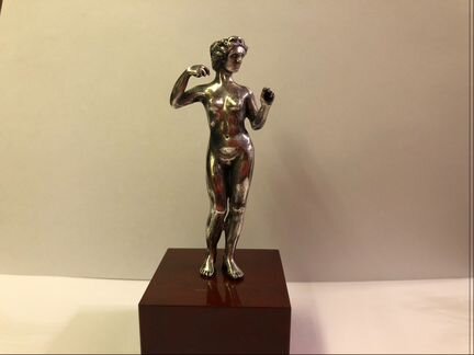 Ювелирное изделие из серебра знак зодиака дева