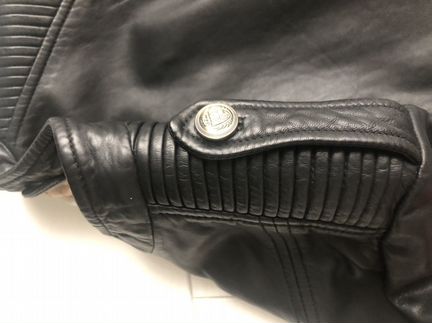 Куртка кожаная женская 40it xs-s Stefanel новая