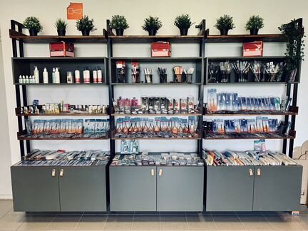 торговая сеть кировский. под шланги для стеллажа русь. торговое оборудование с товаром. торговое оборудование для магазина. комплексные системы безопасности фото.