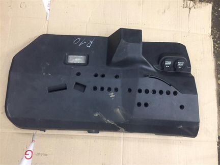 Обшивка вещевого отделения Porsche Cayenne 955 2